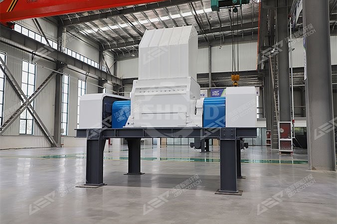 タイヤラッシャー