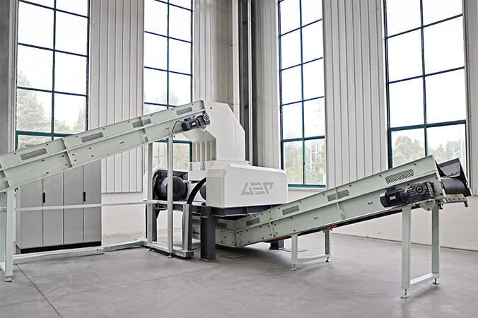 タイヤラッシャー